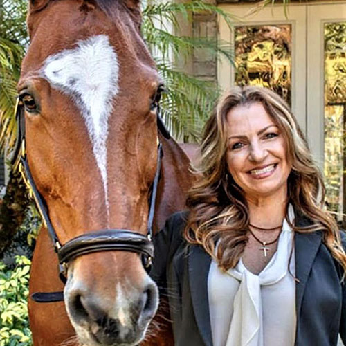 Cristina Carlson Naples FL Realtor - Achieve Realty Cristina Carlson Naples FL Realtor
