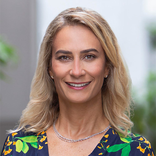 Gabriela Souza, Naples & Marco Island FL Real Estate Agent - Achieve Realty Gabriela Souza, Naples & Marco Island FL Real Estate Agent